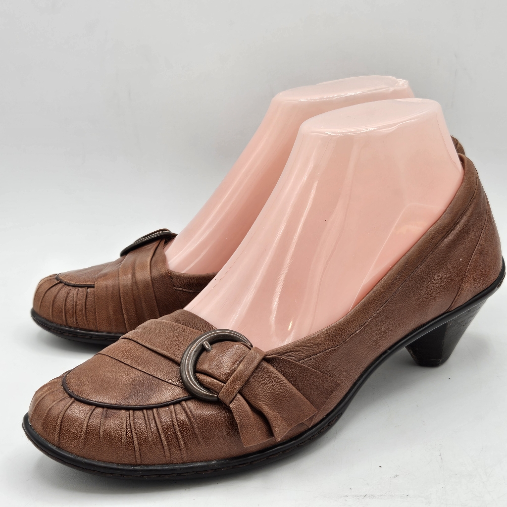 Soft Brown Leather Seryn 1018000 Pumps With A 2" Block Heel Size 7 Narrow